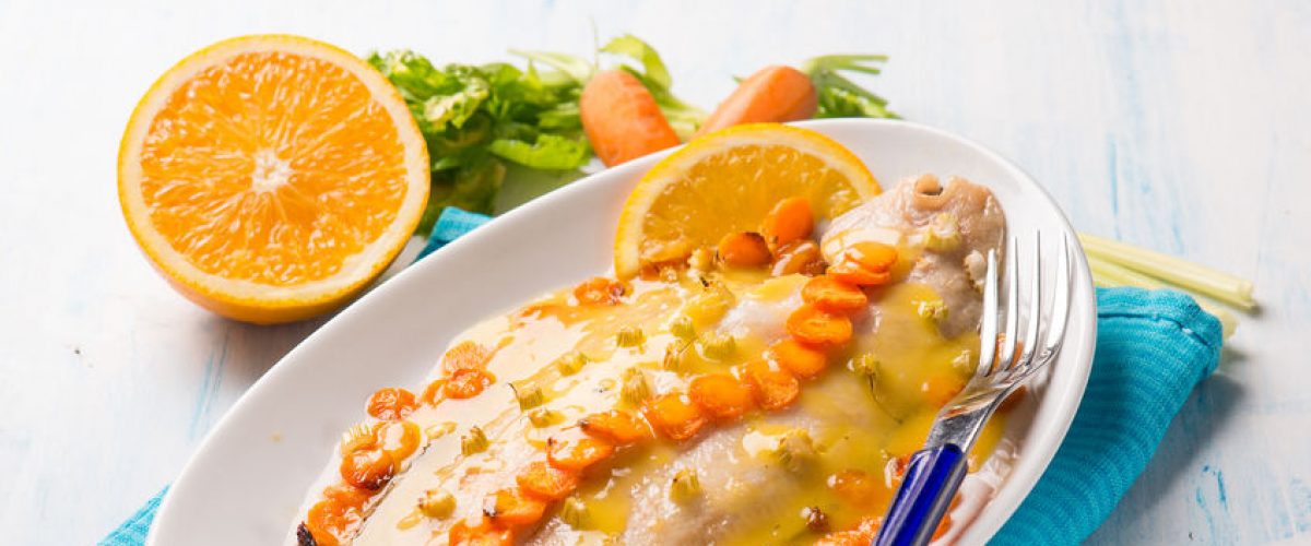 Seezungenfilets mit Orangen, laktosefreies Fischrezept.