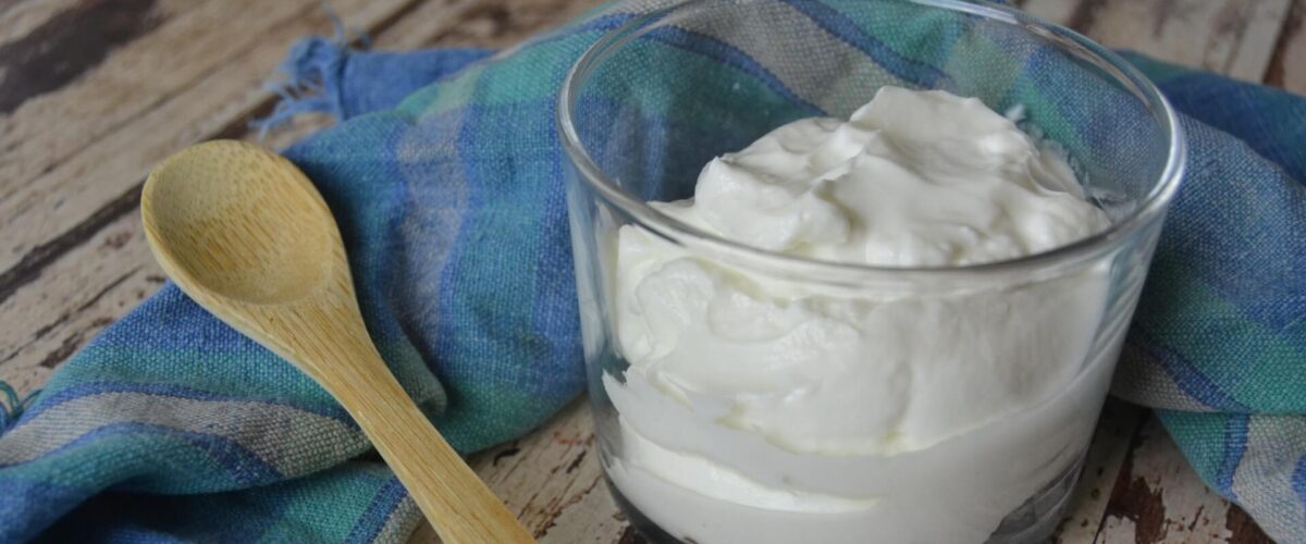 Does skyr contain lactose?