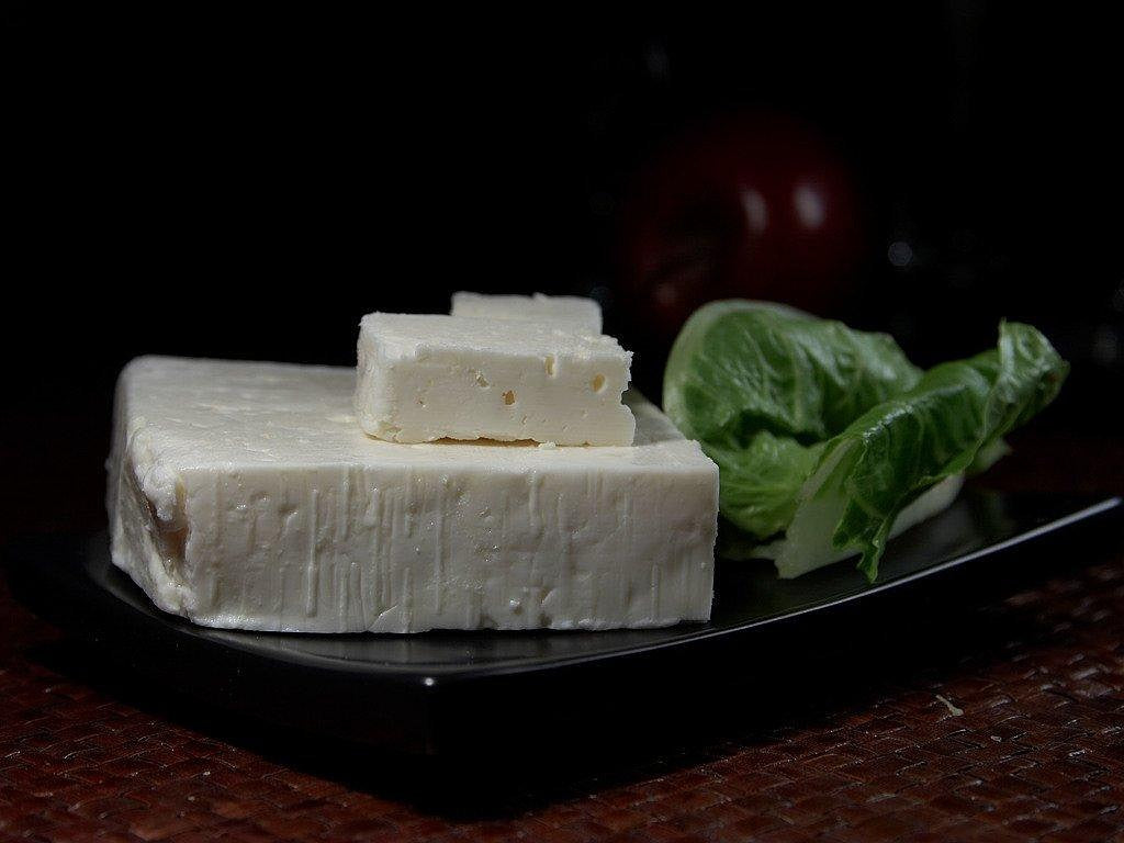 Feta et lactose : est-ce un fromage adapté aux intolérants ?